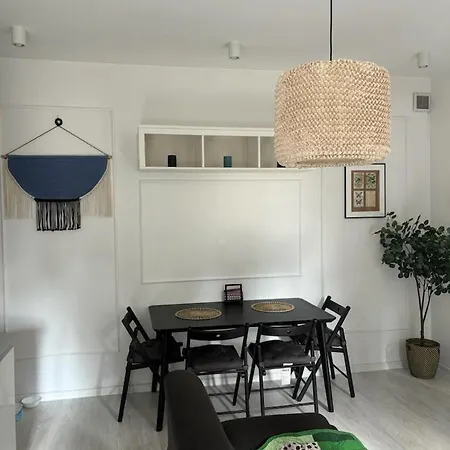 Twarda Stylish Apartment